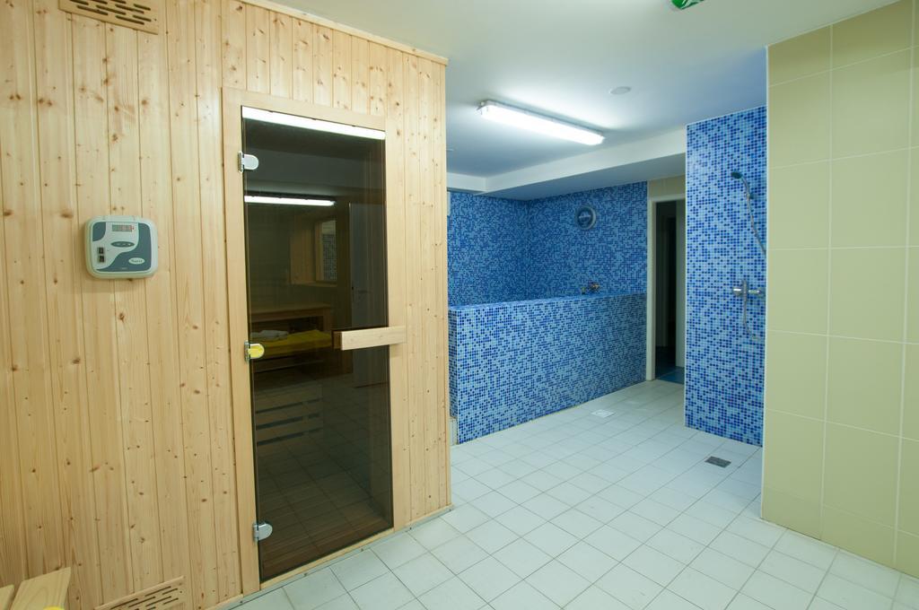 Hotel Saris Bardejov Exterior foto